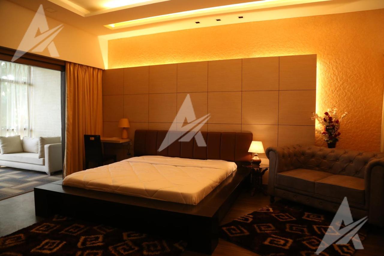 Avanti Tenantry-Luxurious Service Apartments Új-Delhi Kültér fotó