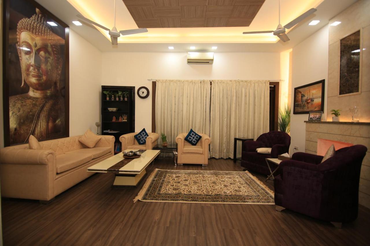 Avanti Tenantry-Luxurious Service Apartments Új-Delhi Kültér fotó